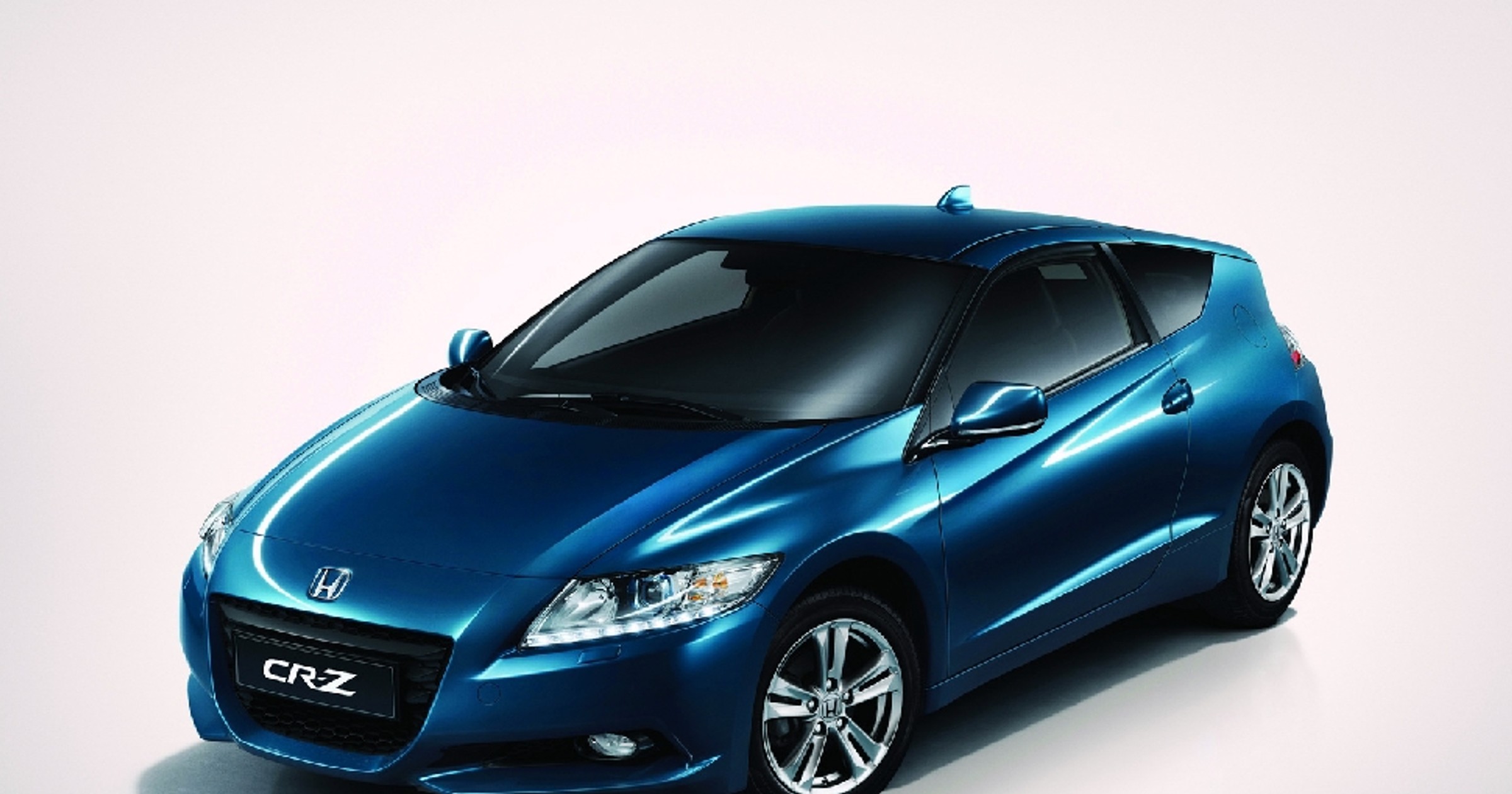 Honda CR-Z - Tak będzie wyglądała produkcyjna wersja (galeria)