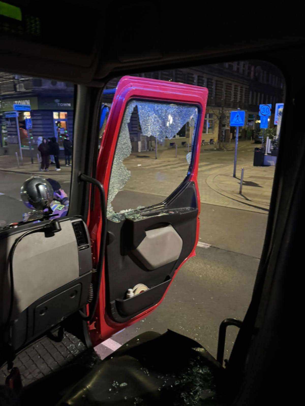 Uszkodzony wóz strażacki