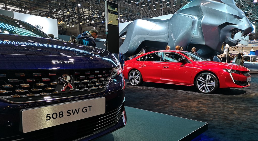 Peugeot na salonie w Paryżu