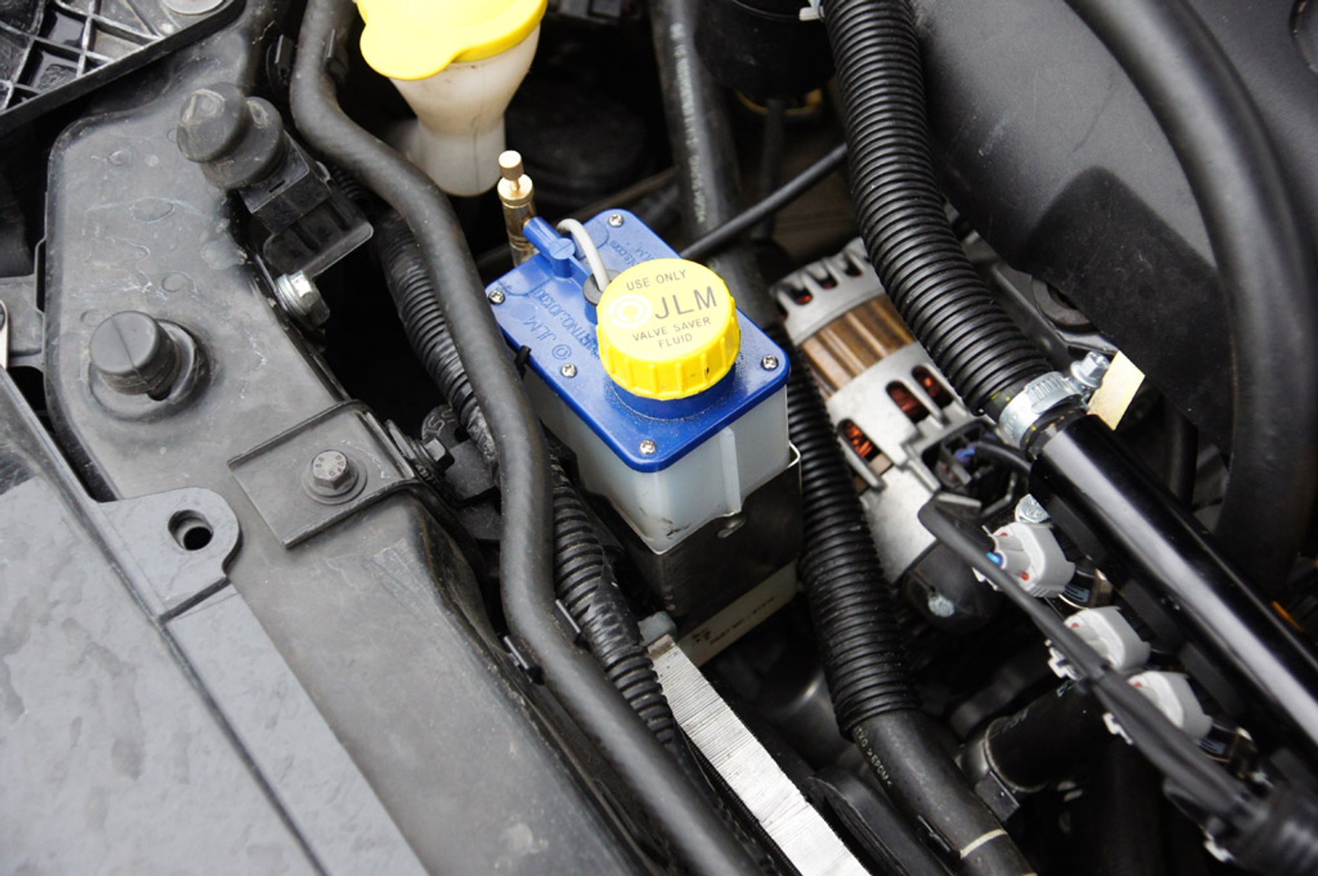 Radzimy, jak wydawać mniej na paliwo? Sprawdzamy kiedy warto zamontować instalację LPG