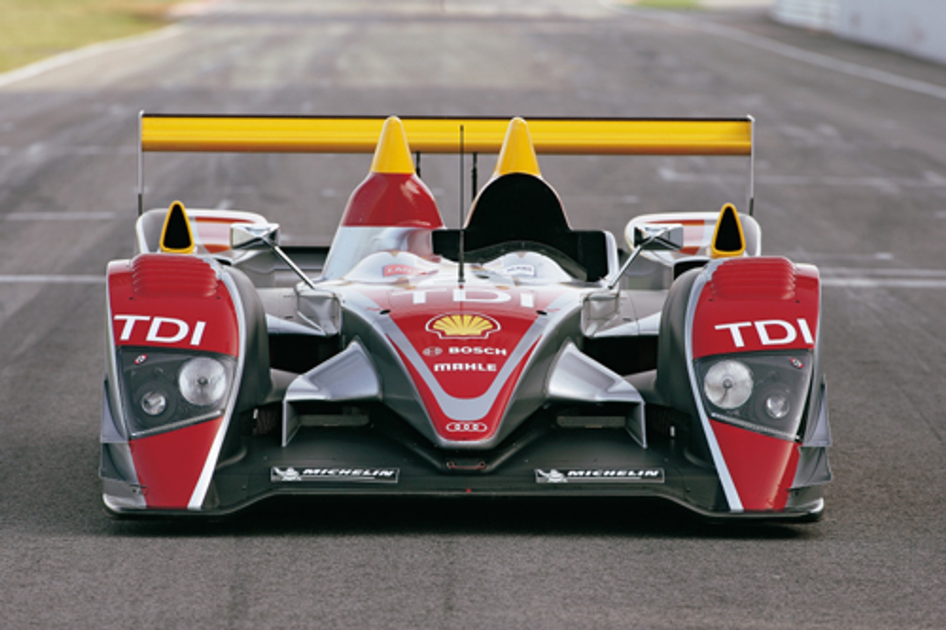 Zwycięskie wyścigówki Audi okiełznane przez dziennikarza