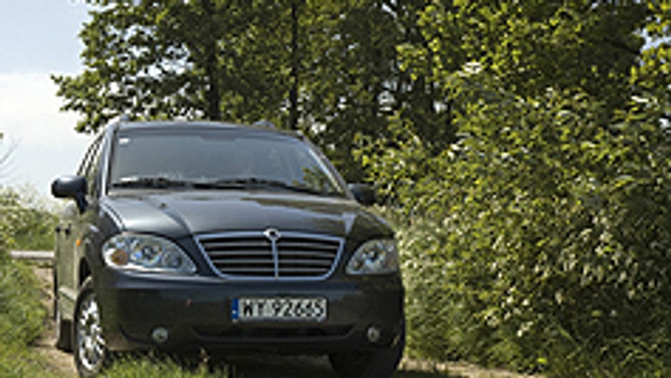 Ssangyong Rodius 2.7 XDi Premium - Rodzinnie w teren