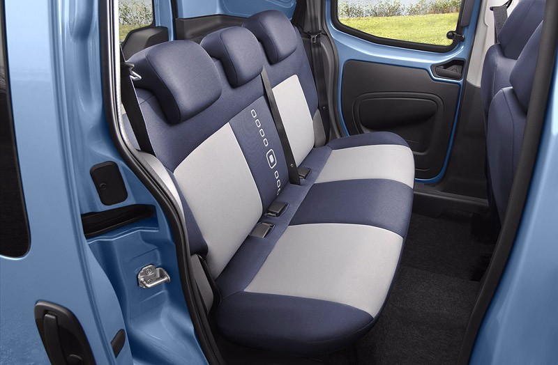 Bruksela 2008: Citroën NEMO Combi poszerza ofertę (ceny w Polsce)