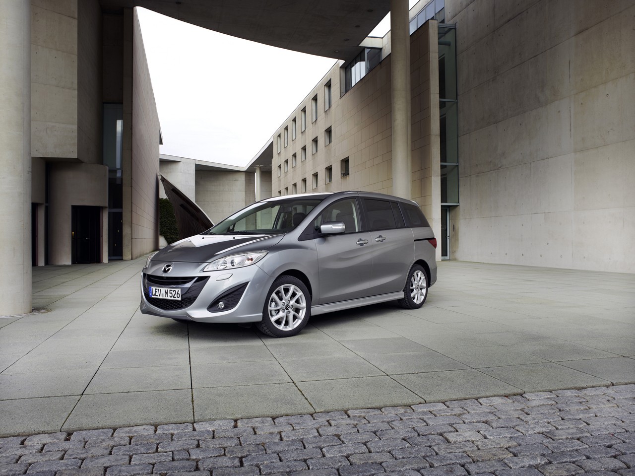 Mazda5