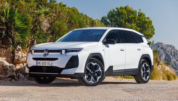 Citroen C5 Aircross urósł i stał się wehikułem dla rodzin. Tu z pakowaniem nie będzie problemu