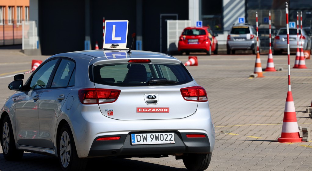 Zmiany w zasadach egzaminu na prawo jazdy wejdą w życie 1 lipca