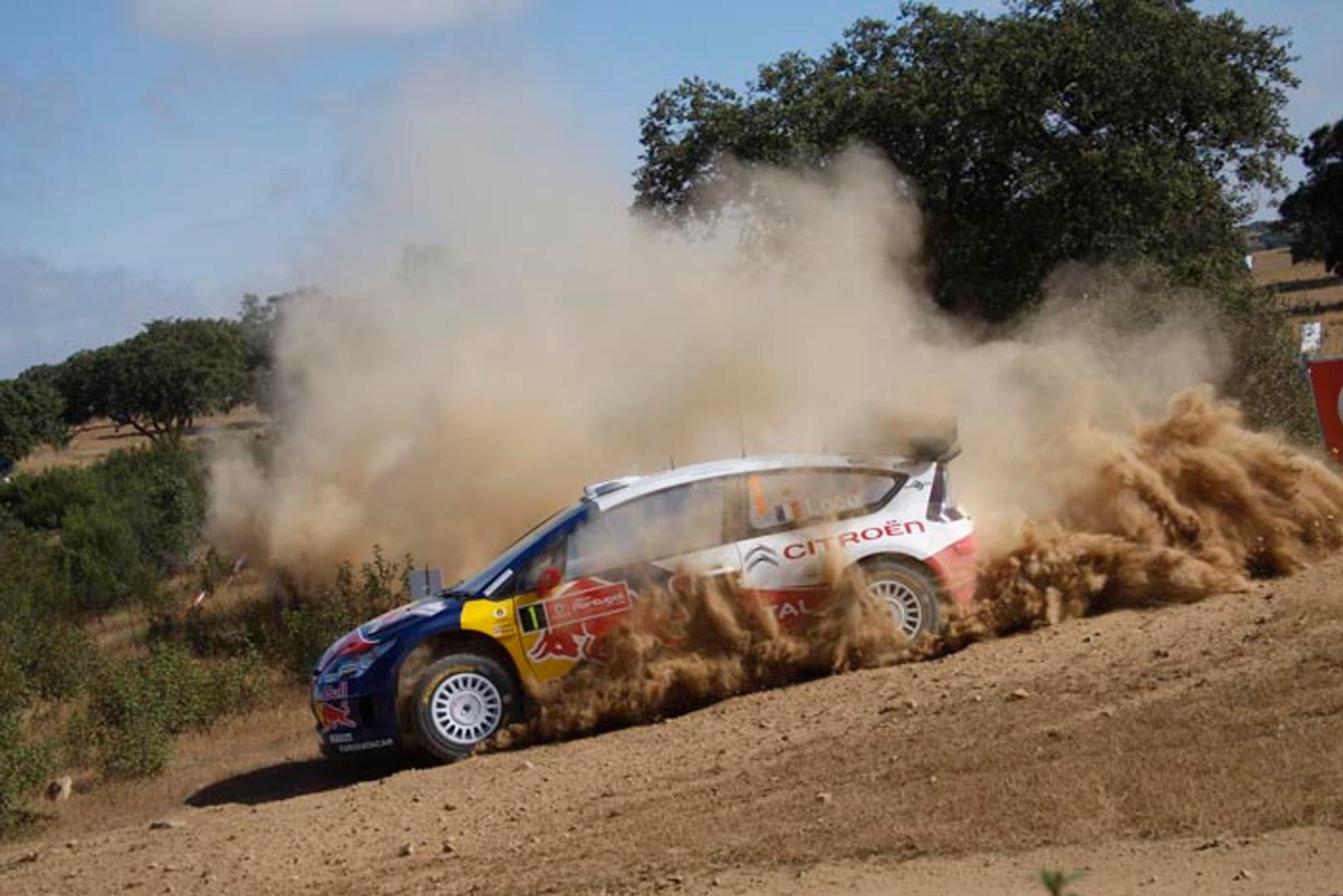 Rajd Portugalii 2010: dominacja Citroena, Kościuszko trzeci (2. etap, wyniki, galeria Willy Weyens)