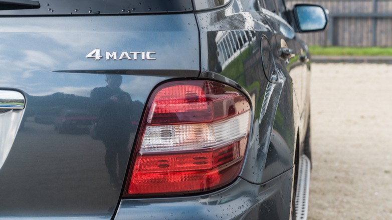 Mercedes ML drugiej generacji