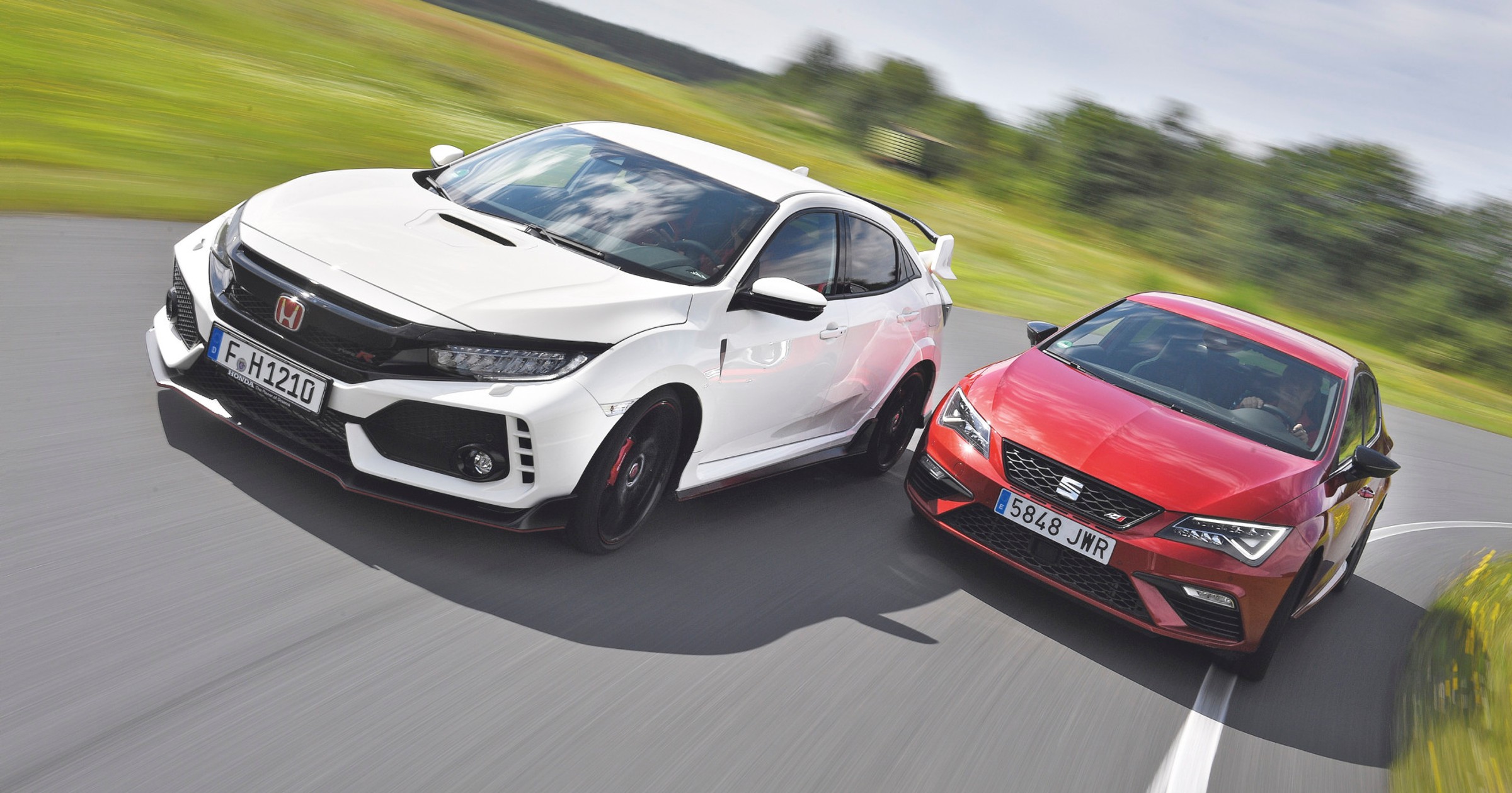 620 KM na torze - Honda Civic Type R kontra Seat Leon Cupra