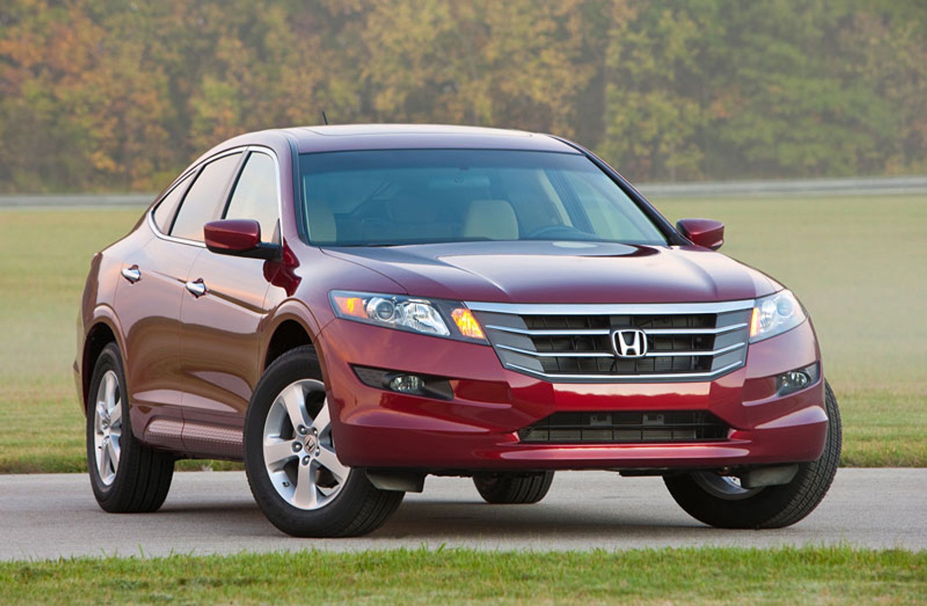Honda Accord Crosstour: kolejny mikst liftbacka, coupé i SUV-a