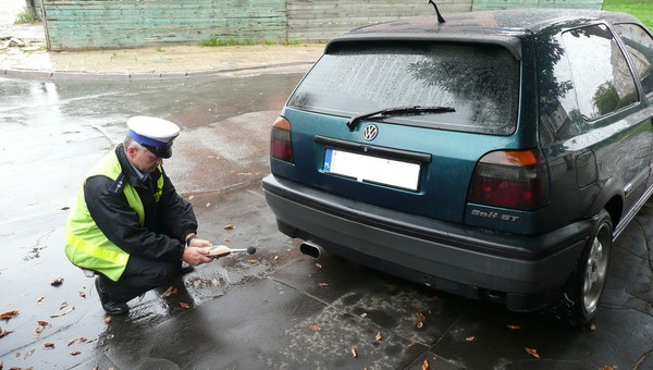 Czy twoje auto nie jest zbyt głośne? RPO wzywa do obowiązkowych pomiarów każdego pojazdu