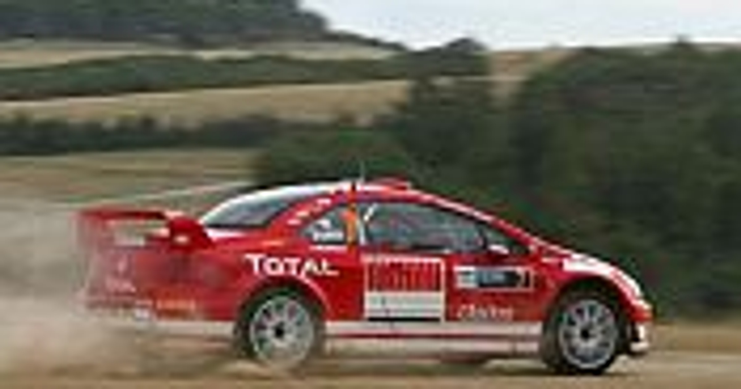 Loeb i Citroen na podium