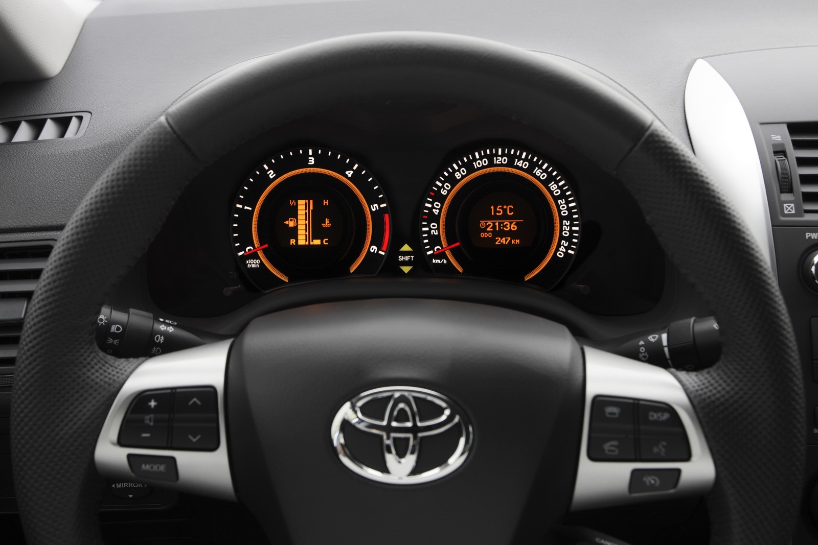 Nowa Toyota Corolla 2010 po faceliftingu