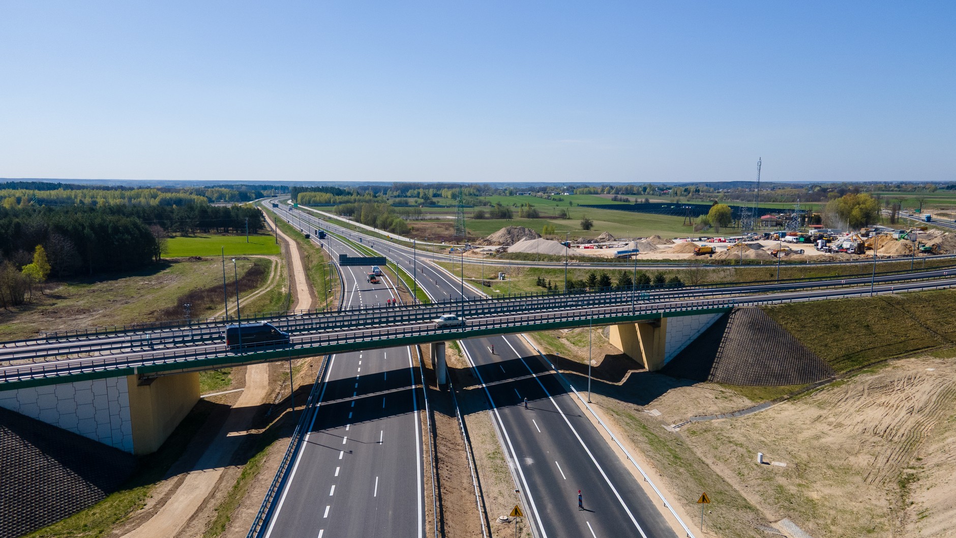 Budowa drugiej jezdni obwodnicy Kocka i Woli Skromowskiej zbliża się do końca