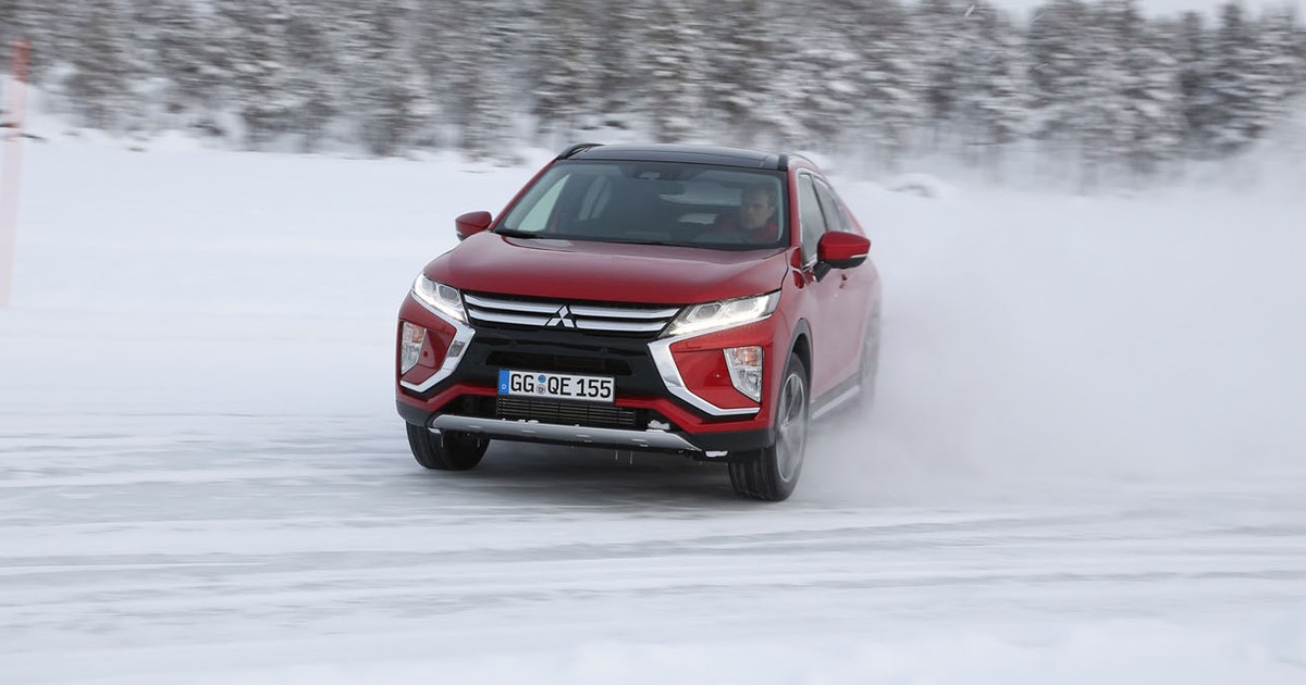 Mitsubishi Eclipse Cross - jak sobie radzi na lodzie?