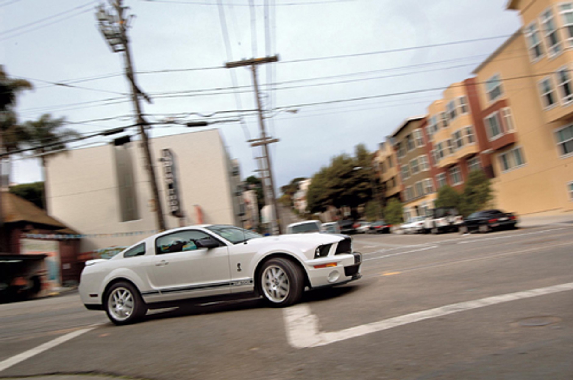 Chevrolet Camaro, Dodge Challenger, Ford Shelby GT - Powrót legend