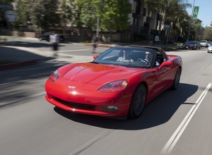 Chevrolet Corvette to zabawa w standardzie