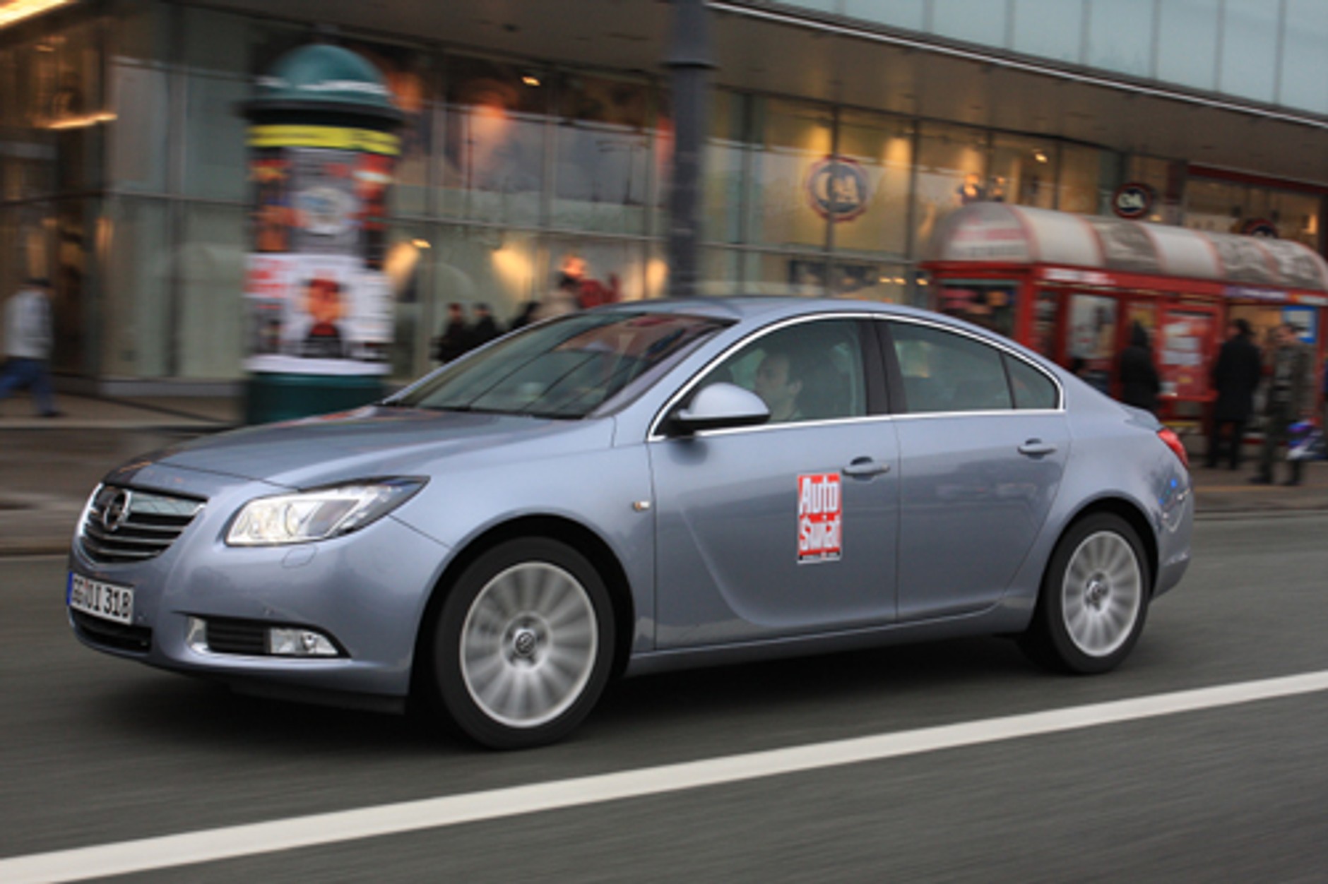 Opel Insignia 2.0 Turbo Sport - Zachwyca napędem