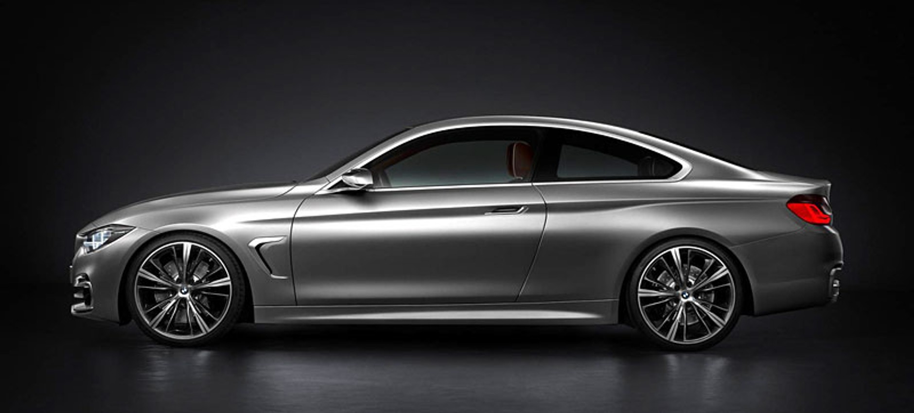 BMW4 Concept przed premierą w Detroit