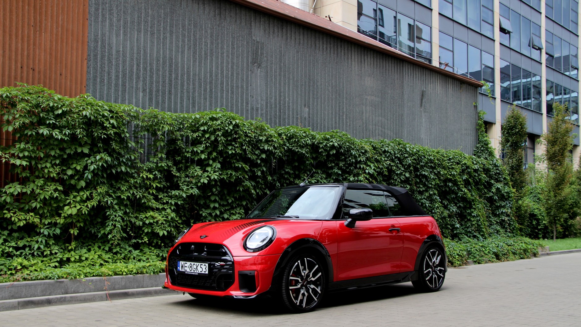 MINI John Cooper Works Cabrio
