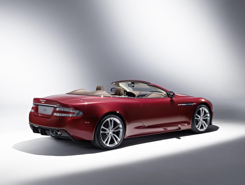 Aston Martin pojawił się w Polsce, na drogach będzie teraz piękniej