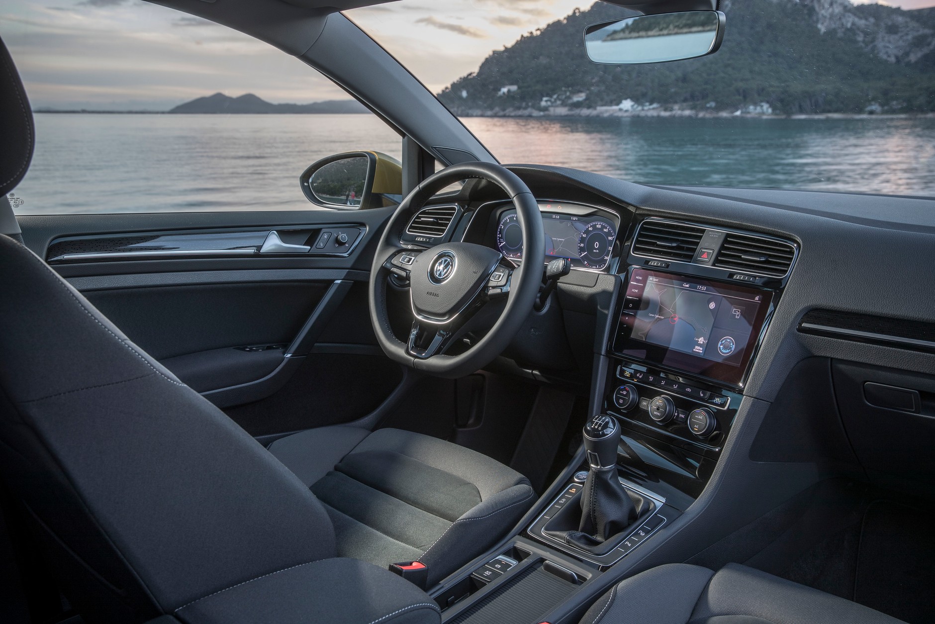 Volkswagen Golf 1.5 TSI