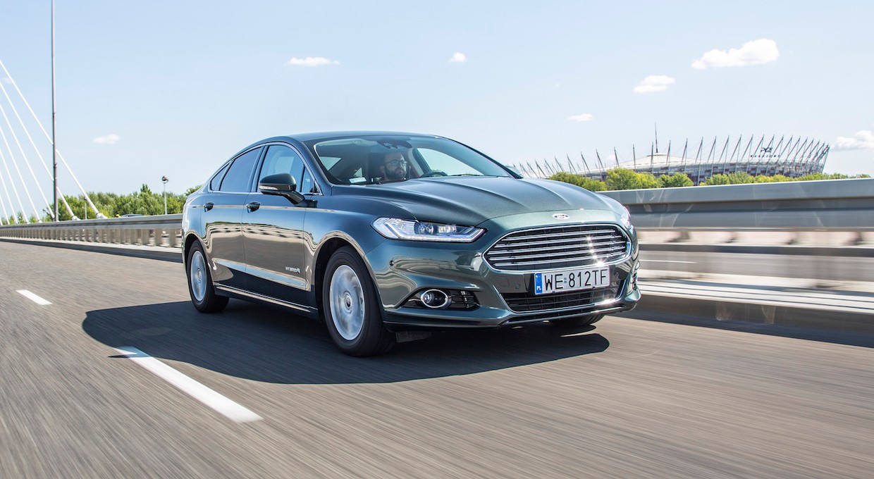 Ford Mondeo Hybrid - ciemna strona oszczędzania