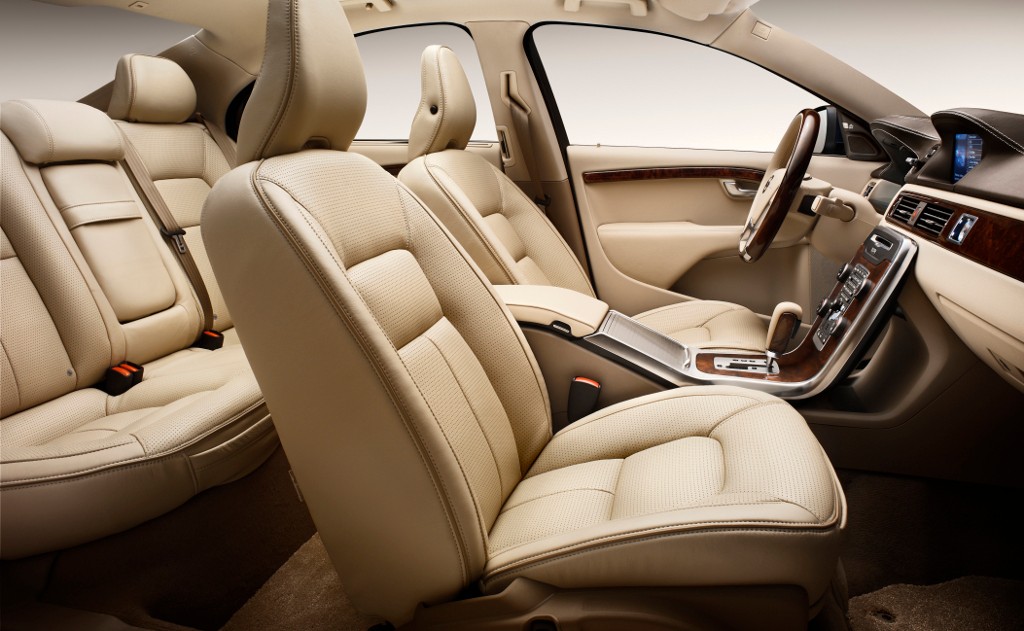 Poznajcie Volvo S80 Executive i V70 R-Design