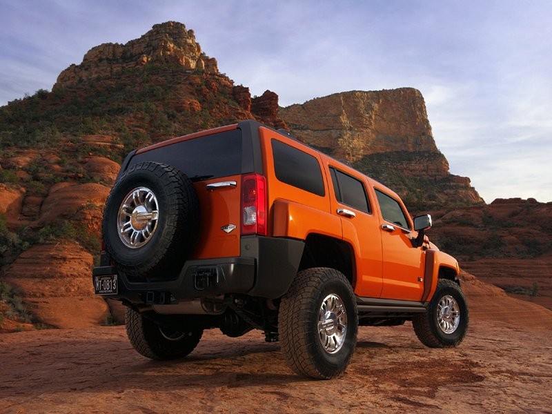 Hummer H3 Alpha: nowy silnik dla małego ogra