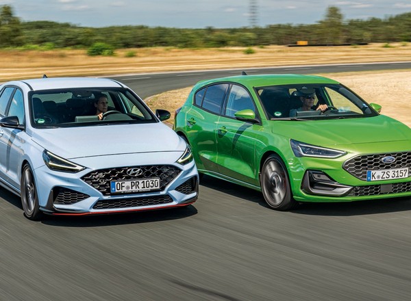 Ford Focus ST kontra Hyundai i30 N. Zwycięzca może być tylko jeden
