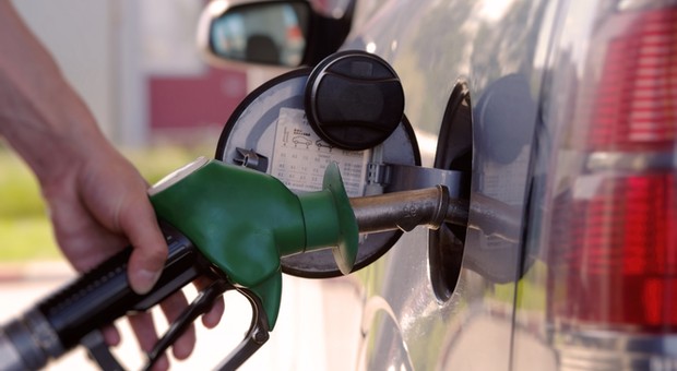 Paliwo po 4,99 zł za litr. Wraca promocja, bo rozstrzygnęła się wielka bitwa