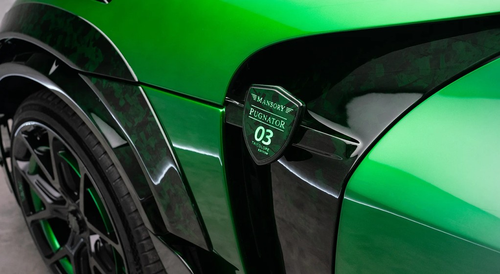 Mansory Pugnator Tricolore