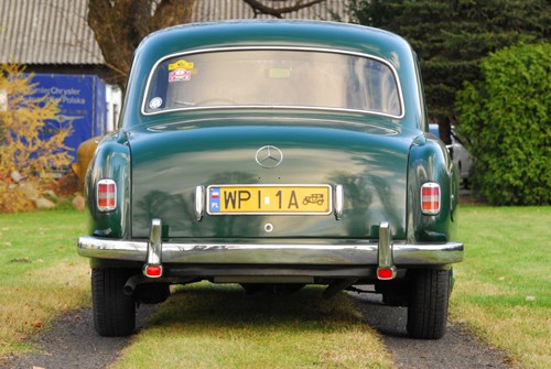 Mercedes 180 D - Ponton z... kołami