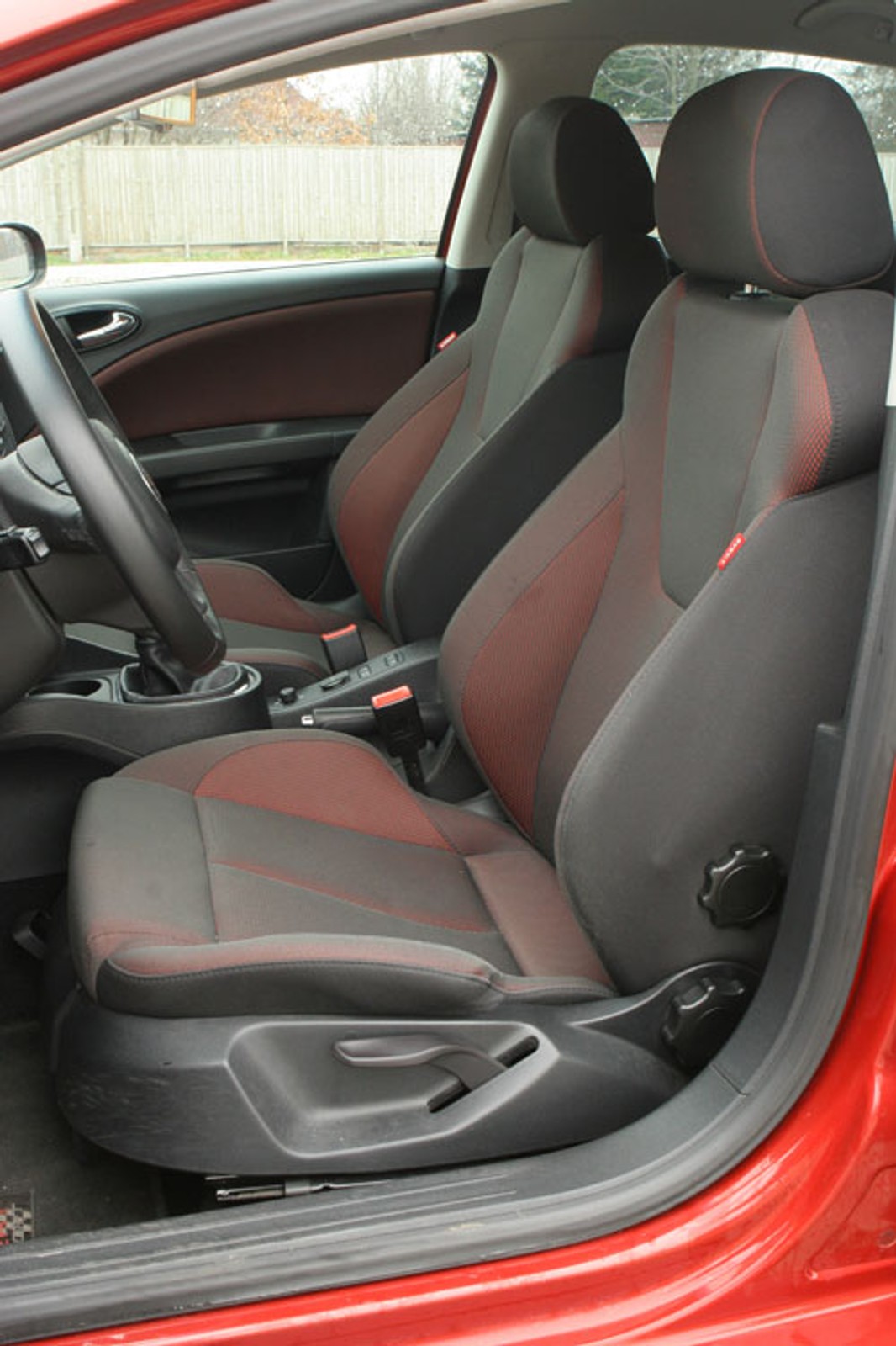 Honda Civic 1.8, Seat Leon 2.0 FSI, VW Golf 1.4 TSI - Zapewniają mocne wrażenia