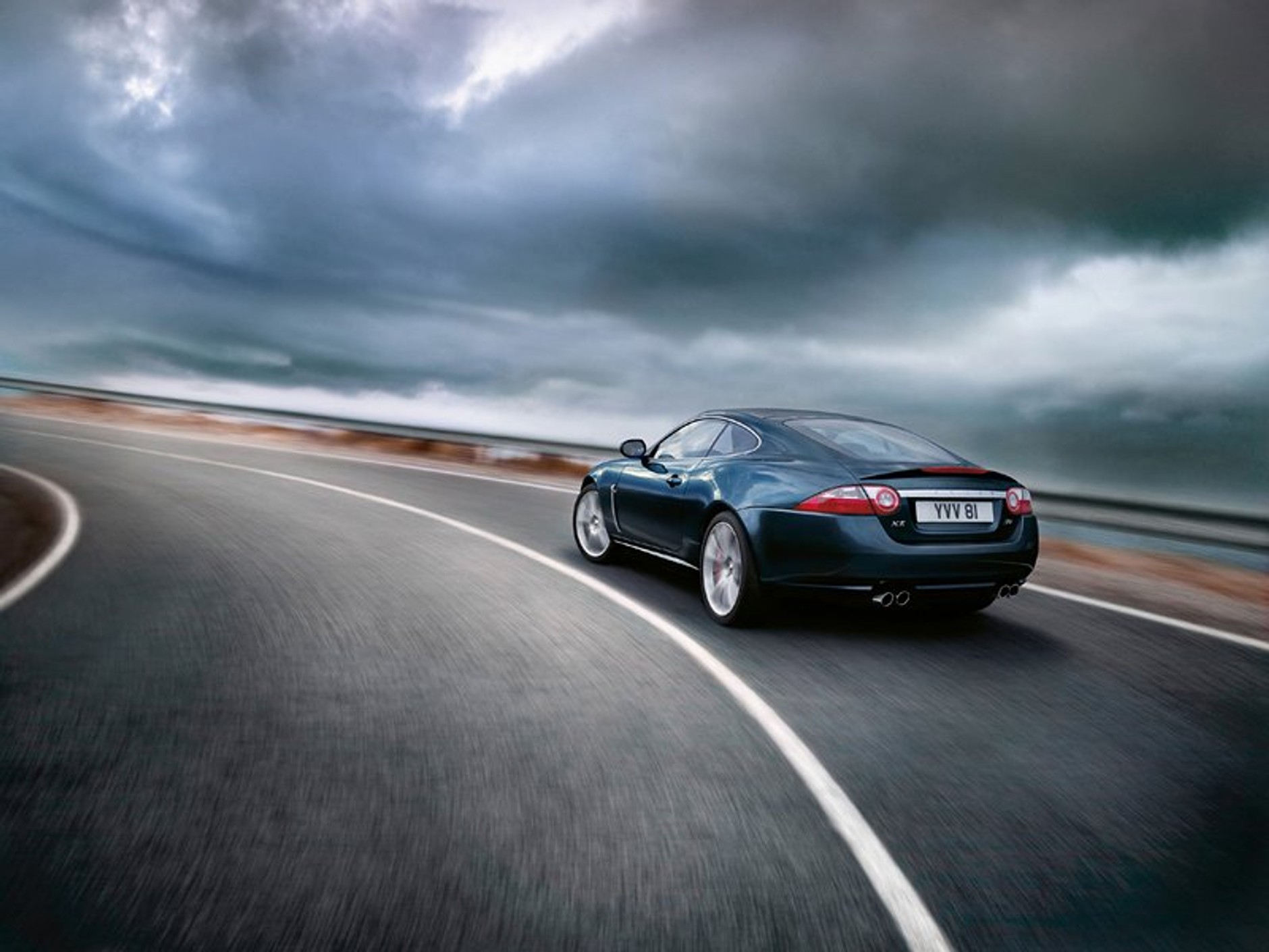 Genewa 2007: Jaguar XKR Portfolio