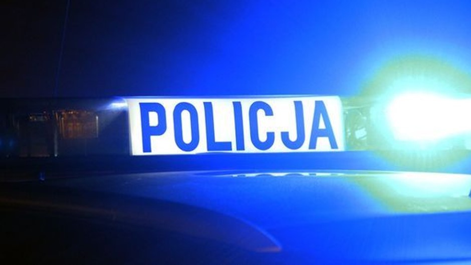 Taksówkarz jechał zbyt szybko. To był dopiero początek