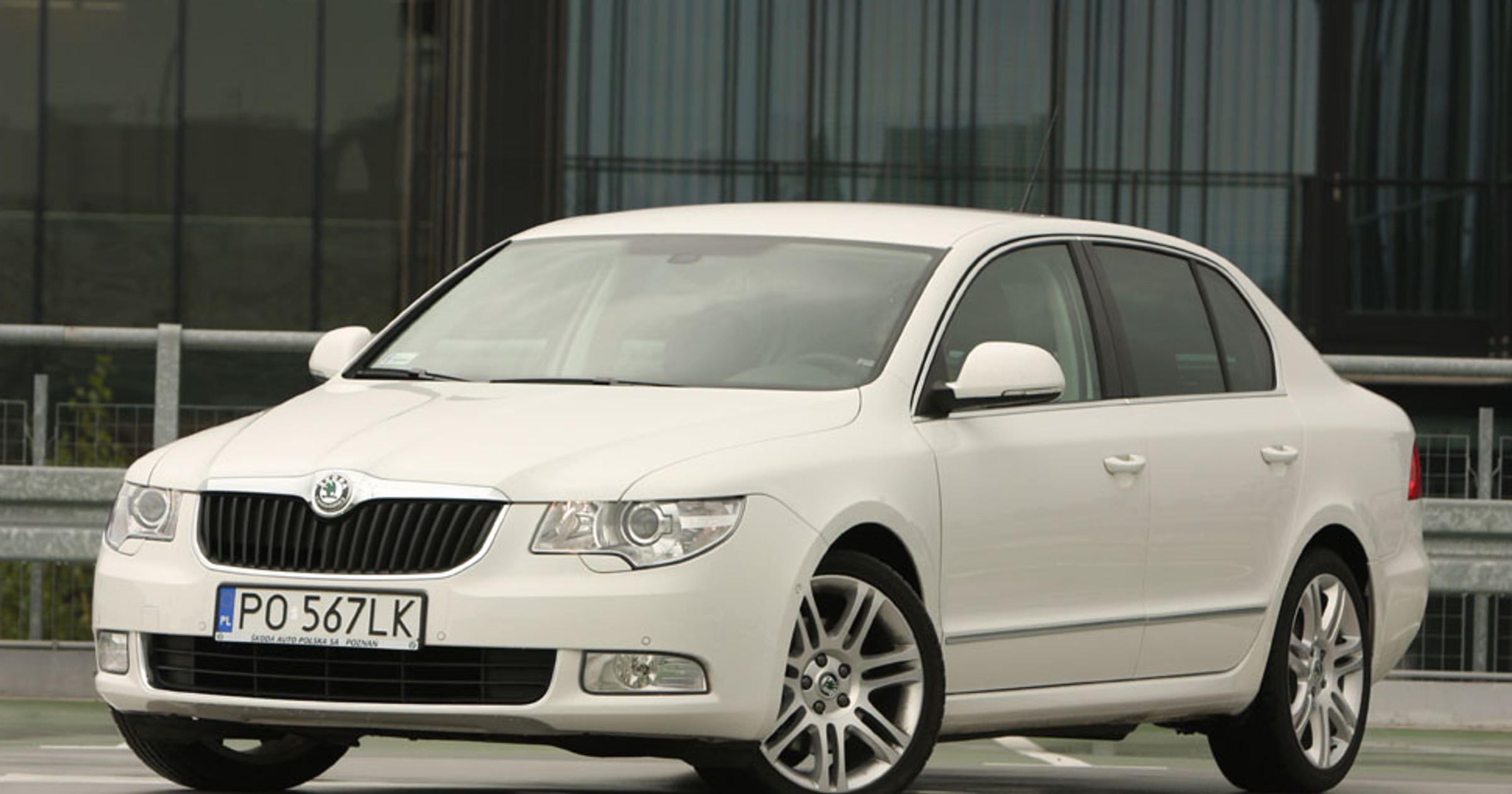 Skoda Superb 1.8 TSI: Tania marka w kosztownej wersji