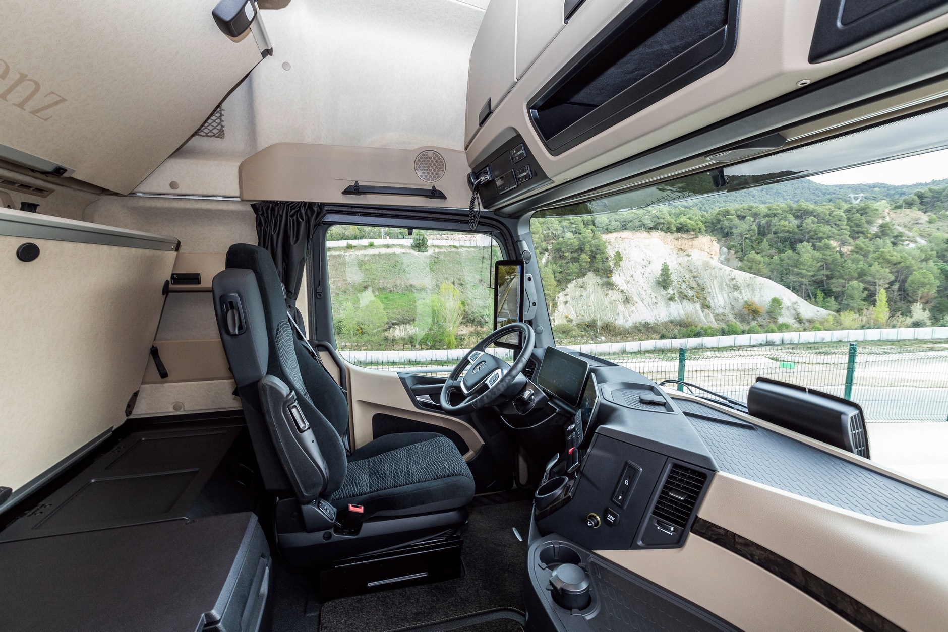 Mercedes Actros 2019