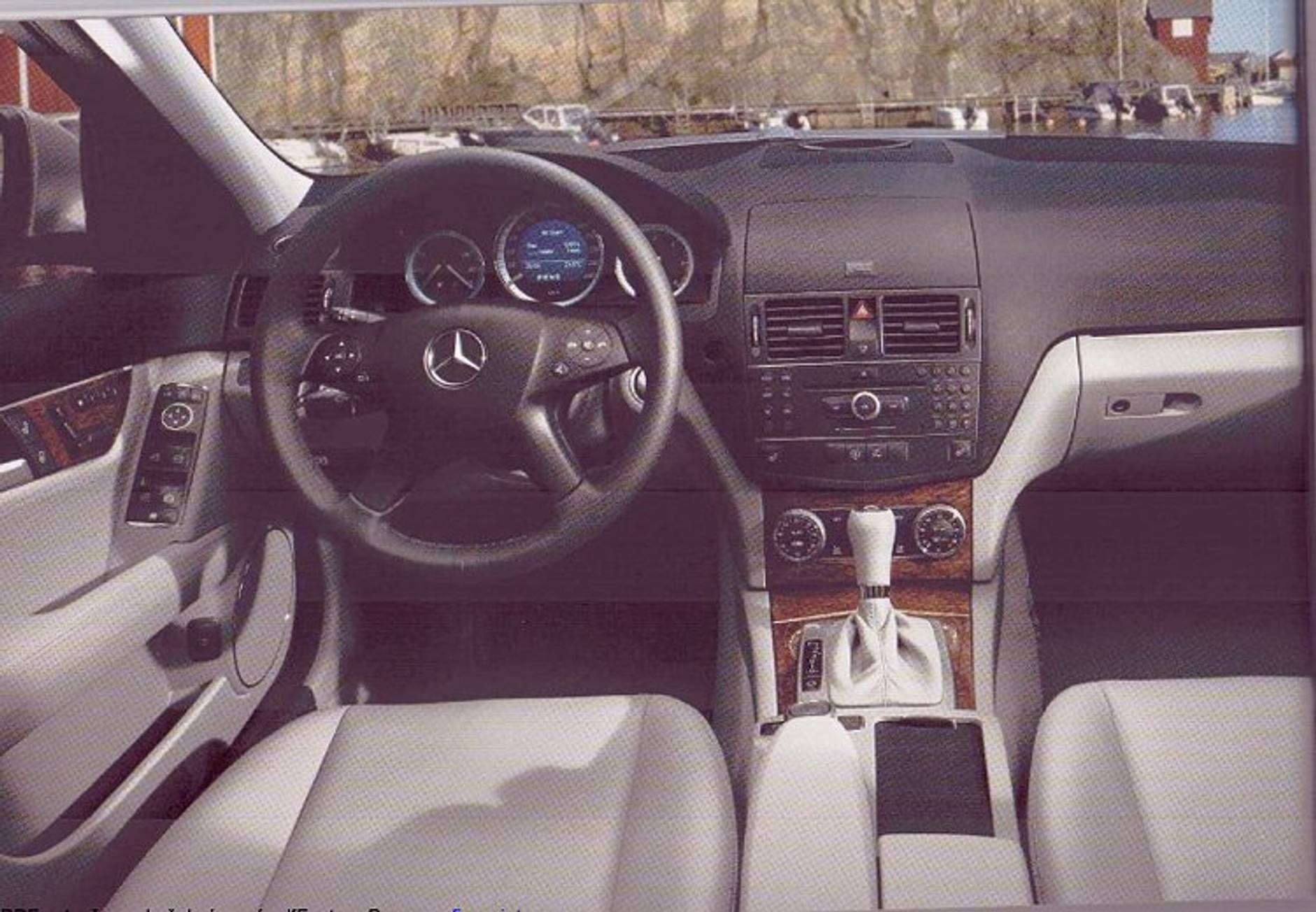 Tajemnica nowego Mercedesa klasy C odkryta