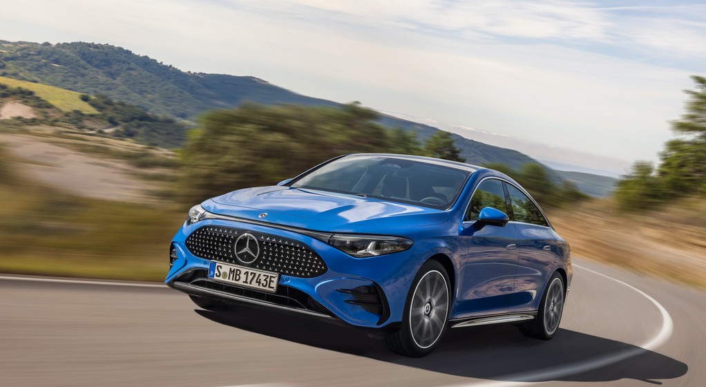 Mercedes CLA – wersja hybrydowa najnowszej generacji modelu ma silnik produkowany w Chinach przez Geely