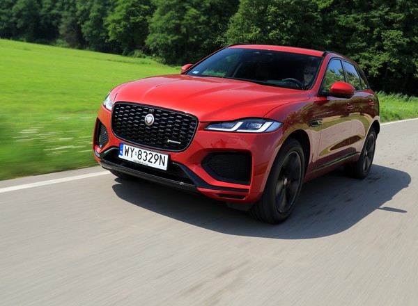Jaguar F-Pace i jego nowe, drapieżne spojrzenie