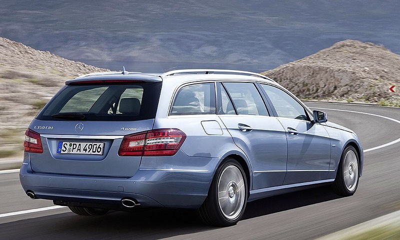 IAA Frankfurt 2009: Mercedes-Benz E-Klasa kombi - nie udało się dotrzymać tajemnicy