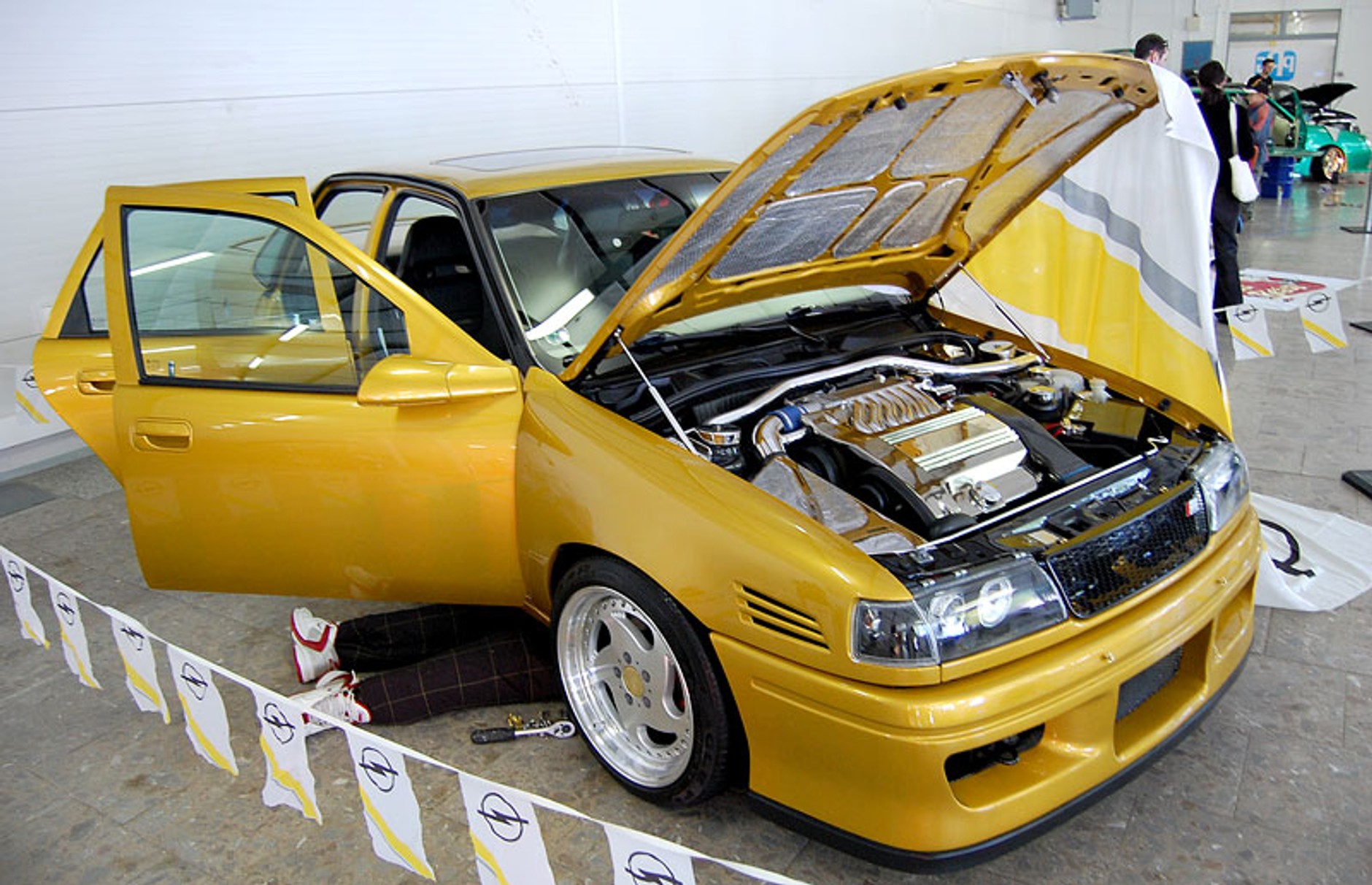 ZAPROSZENIE: Tuning Salon Brno 2008