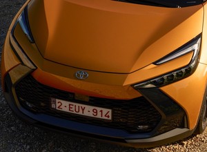 Toyota wyprzedaje samochody z rocznika 2024. Zwiększono rabaty na pięć modeli