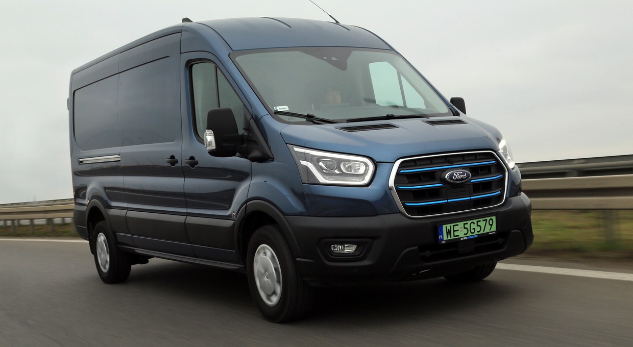 Ford E-Transit Van 350 RWD 67 kWh - w sam raz dla kuriera