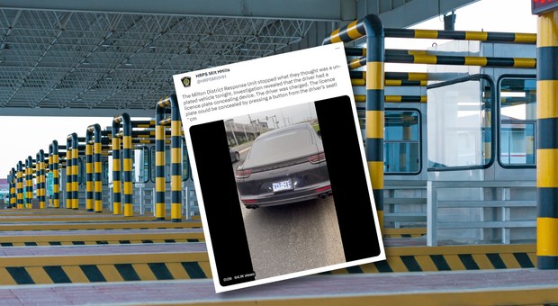 Wydawało się, że kierowca Porsche zgubił tablicę. Policjanci odkryli specjalną instalację