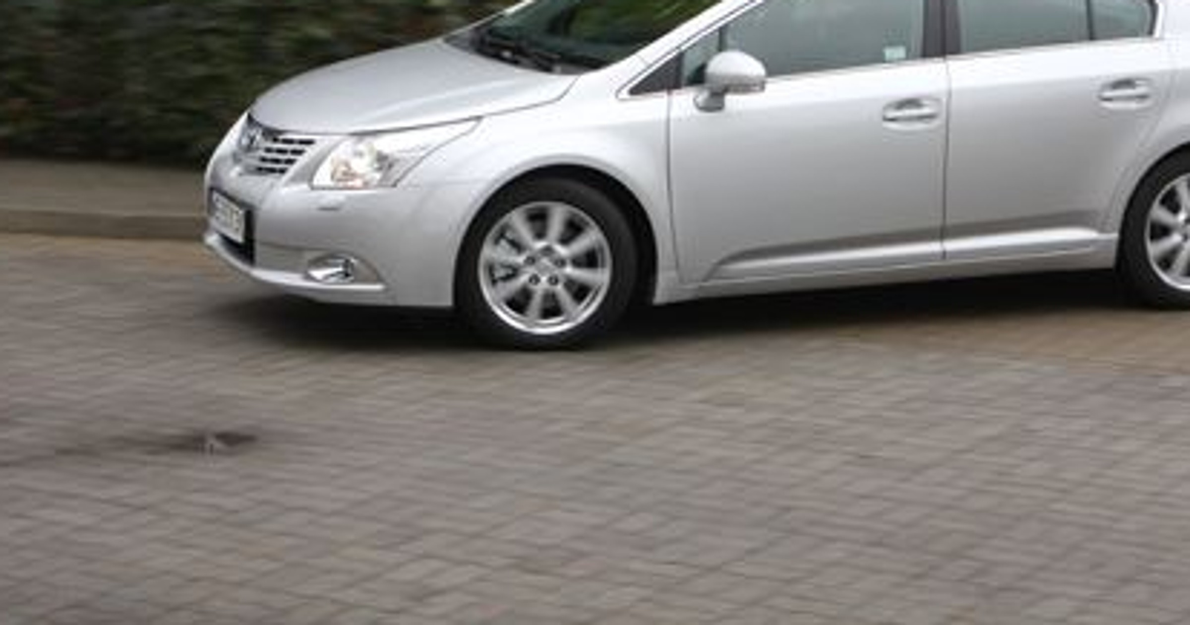 Nowa Toyota Avensis teraz bardziej wyrazista