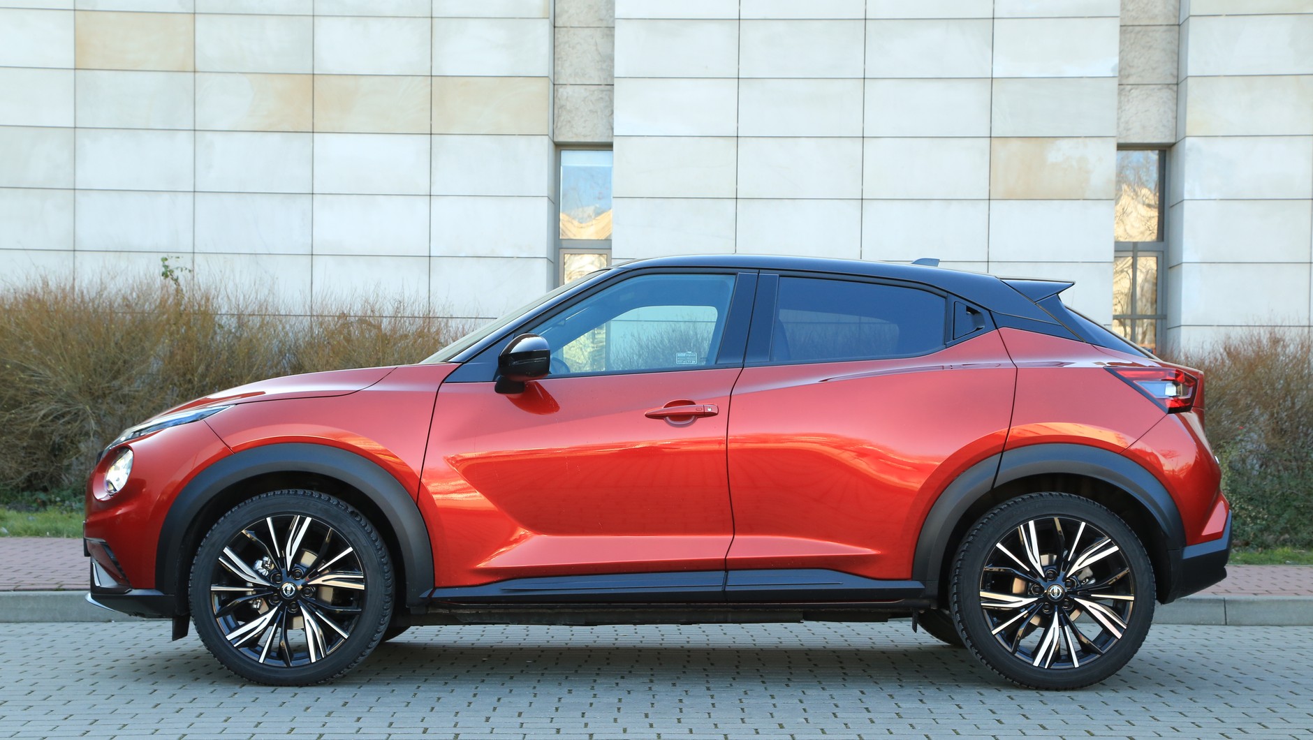 Nissan Juke 1.0 DIG-T DCT7
