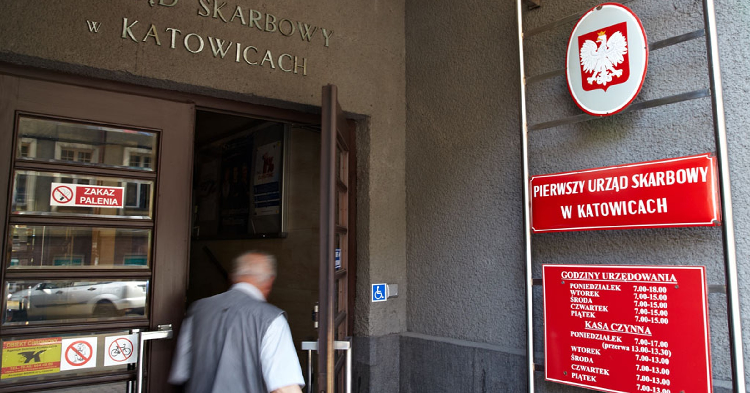 Jak to załatwić - podatek od zakupu samochodu