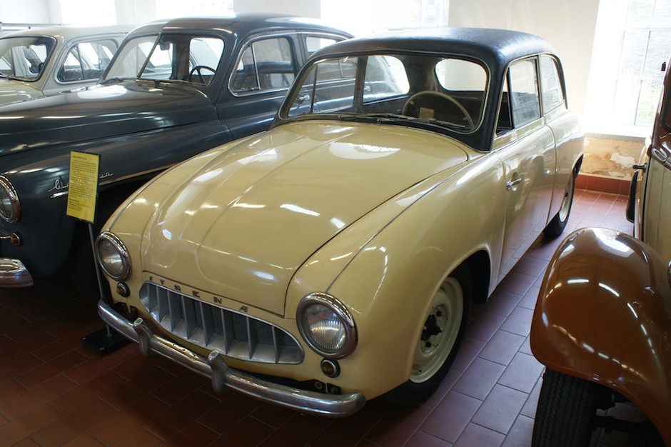 Oldtimery w starej hucie